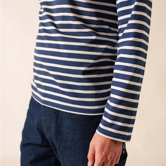 Saint James Classic Navy and White Striped Long Sleeve Tee - Picture 14 of 15